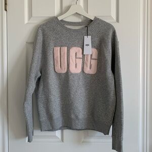 NWT l UGG W Madeline Fuzzy Logo Crewneck